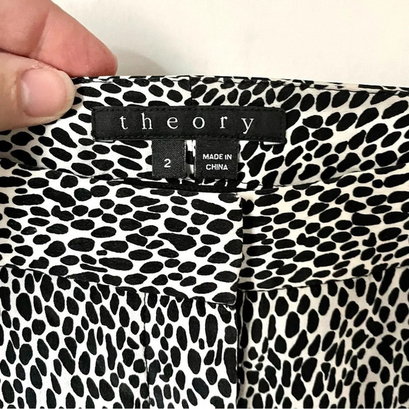 Theory 100% Silk  Matten Leopard Straight Leg Pants - Picture 3 of 8